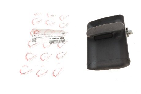 Ручка дверей (бічних/ззовні) (L) Citroen Berlingo/Peugeot Partner 96-15 (opt-om) ROTWEISS RWS3052