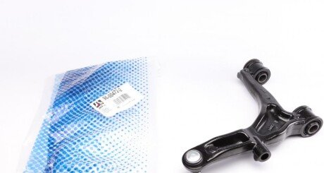 Рычаг подвески (передний/снизу) (L) Renault Master II/Opel Movano 98-/Nissan 02- (с шаровой) UA63 RTS 96-00472-2