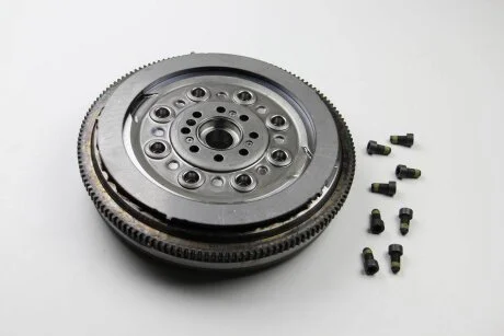 Маховик MERCEDES (вир-во) C.I.U SACHS 2294 000 767