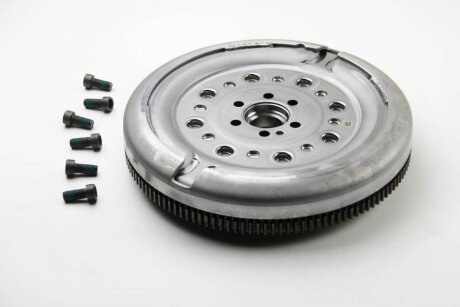 Маховик AUDI SEAT VW C.I.U SACHS 2294 002 013