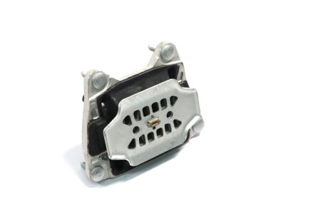 Подушка двигуна AUDI A6 III (Sasіс) SASIC 2706189
