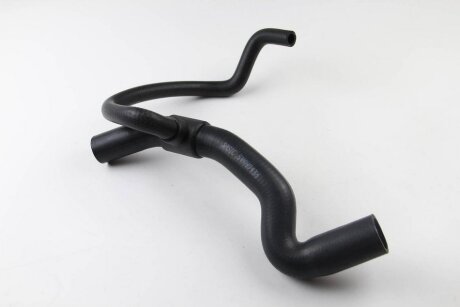 Вигнутий патрубок системи охолодження C.I.U SASIC SWH0436