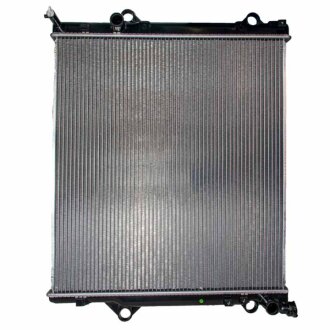 Радіатор охолодження двигуна, ручна коробка передач Toyota Land Cruiser 120 03- SATO TECH R12156