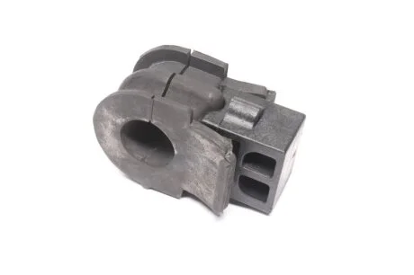 Подушка стабилизатора резиновая. NISSAN JUKE (F15)/QASHQAI (J10/JJ10) 2007=> FRONT L/R SIDEM 841806