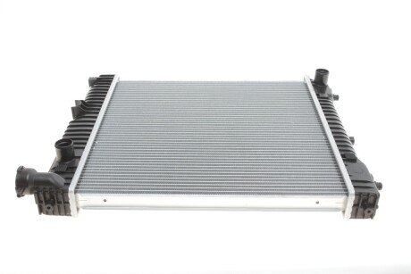 Радиатор охлаждения MB 207-410D 86-96 (оригинальное качество)) (opt-om) Solgy 112042