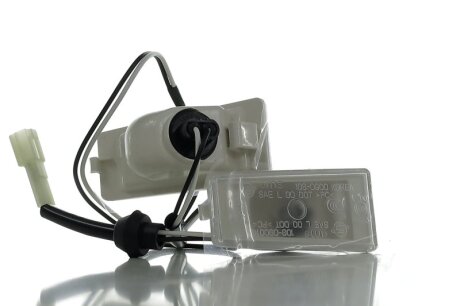 Фонарь подсветки номерного знака C.I.U SSANGYONG 8379009010