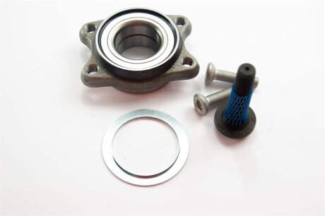 Подшипник колесный с ступицей STARLINE LO 26547