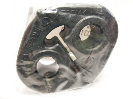 Подушка кріплення глушник SUBARU 44031AA020