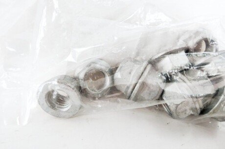 Гайка кріплення труби вихлоп SUBARU 902350001