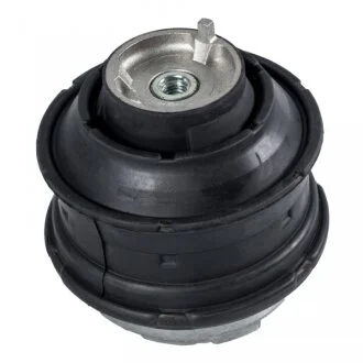 Опора двигуна гумометалева MERCEDES E(W210/W211) 95-09/S(W220) 99-05 R -ua SWAG 10130060