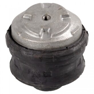 Опора двигуна гумометалева MERCEDES W210 1996-2003 L/R -ua SWAG 10130095