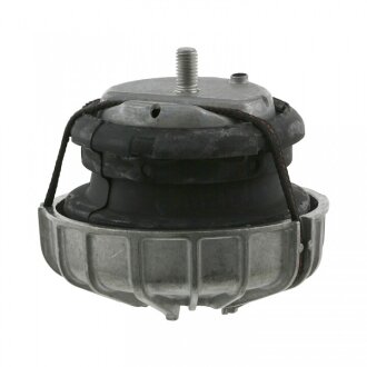 Опора двигателя резинометаллическая MB VIANO(W639)/VITO(W639) FRONT L/R SWAG 10 92 6482
