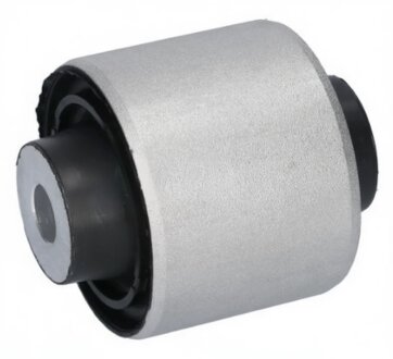 Сайлентблок SWAG 33108177