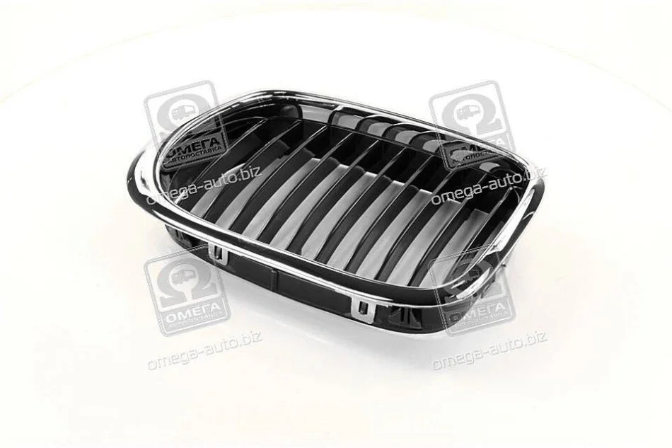 Решітка в капоті лів. BMW 5 E39 (вир-во) TEMPEST 014 0089 991 (фото 1)