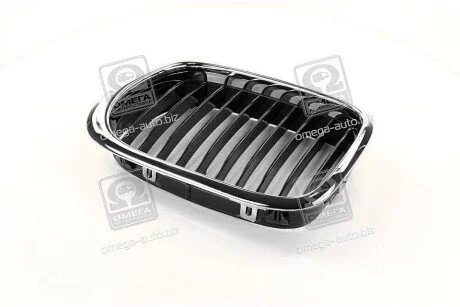 Решітка в капоті лів. BMW 5 E39 (вир-во) TEMPEST 014 0089 991