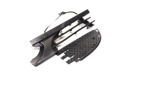 Решітка бамп. лів. MB 202 93-01 TEMPEST 035 0319 911