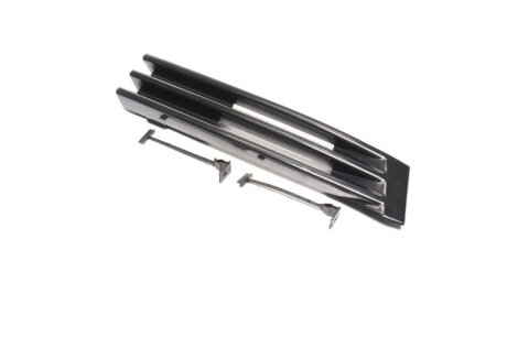 Решітка в бамп. пра. MB 202 93-01 TEMPEST 035 0319 914