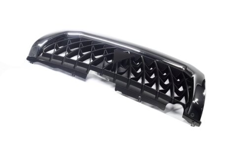 Решітка радіатора MIT PAJERO SPORT 00-07 TEMPEST 036 0368 990