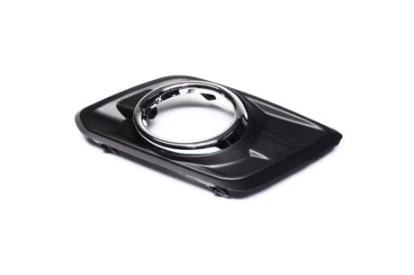 Решітка бампера пер. пра. NIS X-TRAIL/ROGUE 14-17 TEMPEST 037 5826 912