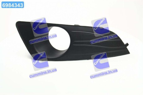 Решетка бамп. пра. RENAULT LOGAN 09- TEMPEST 041 0472 910