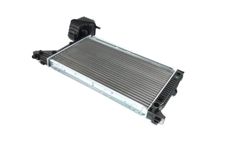 Радіатор охолодження MB SPRINTER 00-06 MT, A/C TEMPEST TP.1562519AM