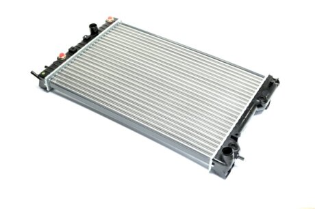 Радіатор охолодження OPEL OMEGA B 94- TEMPEST TP.1563072A