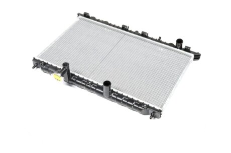 Радиатор охлаждения KIA Rio 1.4/1.6 (05-) МКПП (алюм) TEMPEST TP.1566674