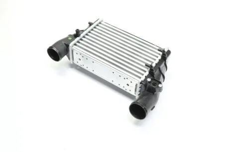 Інтеркулер AUDI A4,A6 VW PASSAT 96-00 TEMPEST TP.1596896