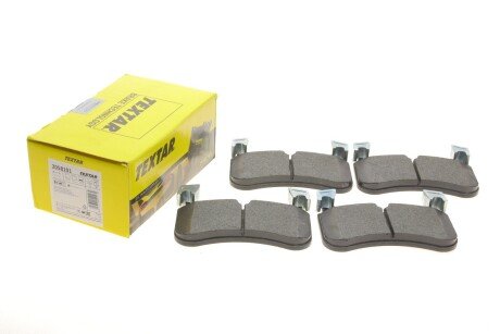 Колодки гальмівні (передні) Land Rover Defender 19-/Discovery 16-/Range Rover 12- 4x4 (Brembo) Q+ UA63 TEXTAR 2058101