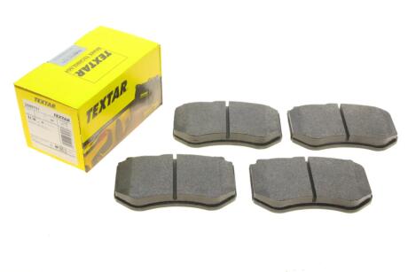 Колодки гальмівні (передні) MB C-class (W205) 14- (Brembo) UA63 TEXTAR 2599701