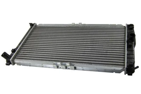 Радіатор двигуна DAEWOO LACETTI, NUBIRA 1.6/2.0 05.97- THERMOTEC D70006TT