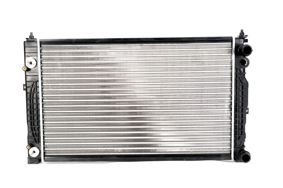 Радіатор двигуна (акпп) AUDI A4 B5, A6 C5 SKODA SUPERB I VW PASSAT B5, PASSAT B5.5 1.6-2.7 11.94-03.08 THERMOTEC D7A006TT (фото 1)