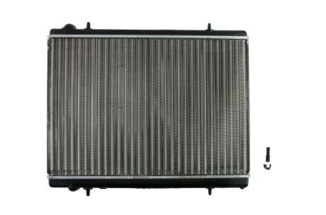 Радіатор двигуна (мкпп) CITROEN C4, C4 GRAND PICASSO I, C4 I, C4 PICASSO I, C5 II PEUGEOT 307, 308, 308 I 1.6D-2.0ALK 11.03-12.14 THERMOTEC D7C013TT