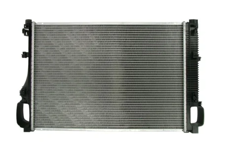 Радіатор двигуна (акпп) MERCEDES S (C216), S (W221, V221) 2.2D-6.2 10.05-12.13 THERMOTEC D7M039TT