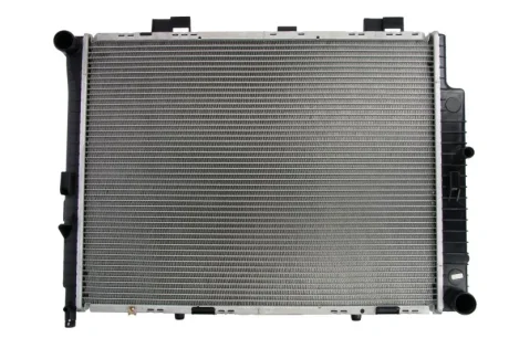 Радіатор двигуна (мкпп) MERCEDES E T-MODEL (S210), E (VF210), E (W210) FIAT DOBLO 1.3D/2.7D/3.2D 07.99- THERMOTEC D7M056TT