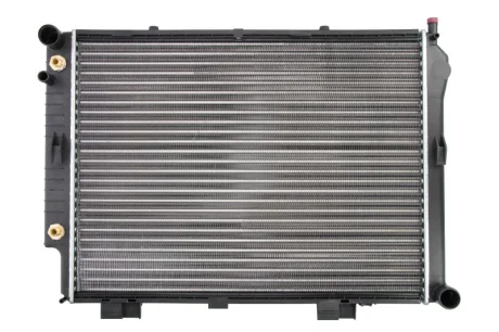 Радіатор двигуна MERCEDES E (VF210), E (W210), E T-MODEL (S210) 2.0-3.2 06.95-03.03 THERMOTEC D7M059TT