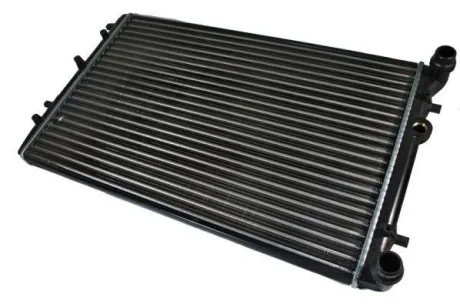 Радіатор двигуна (мкпп) SEAT CORDOBA, IBIZA III, IBIZA IV, IBIZA IV SC, IBIZA IV ST SKODA FABIA I, FABIA I PRAKTIK, FABIA II, ROOMSTER, ROOMSTER PRAKTIK VW FOX, POLO IV, POLO V 1.0-2.0 08.99- THERMOTEC D7S002TT