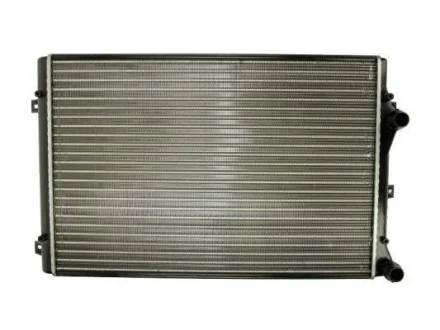 Радіатор двигуна (акпп/мкпп) AUDI A3, TT SEAT ALTEA, ALTEA XL, LEON, TOLEDO III SKODA OCTAVIA II, SUPERB II, YETI VW BEETLE, CADDY III, CC B7, EOS, GOLF PLUS V, GOLF V, GOLF VI 1.4-2.0 02.03-12.17 THERMOTEC D7W060TT