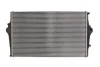 Інтеркулер (з отвором під датчик) VOLVO S60 I, S80 I, V70 I, V70 II, XC70 I 2.0-3.0 04.96-04.10 THERMOTEC DAV002TT (фото 2)