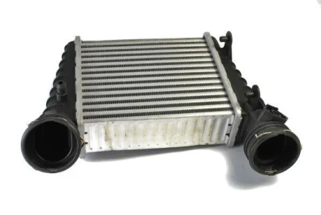 Інтеркулер SKODA SUPERB I VW PASSAT B5, PASSAT B5.5 1.9D/2.0D 02.00-03.08 THERMOTEC DAW003TT