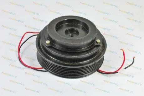 Муфта компресора кондиціонера (DENSO 7SB16C 7SB16C 6PK 125мм) MERCEDES C T-MODEL (S202), C T-MODEL (S203), C (W202), C (W203), CLK (A208), CLK (C208), E T-MODEL (S210) 1.8-5.4 02.91-12.15 THERMOTEC KTT040007