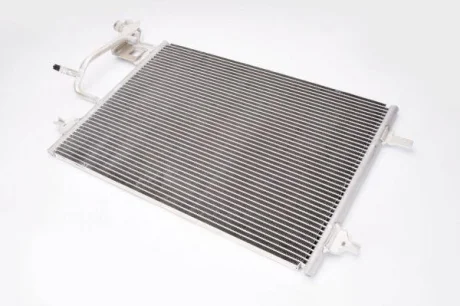 Радіатор кондиціонера MERCEDES S (W140) AUDI A6 C5, ALLROAD C5 1.9D/2.5D/3.2 10.95-08.05 THERMOTEC KTT110081