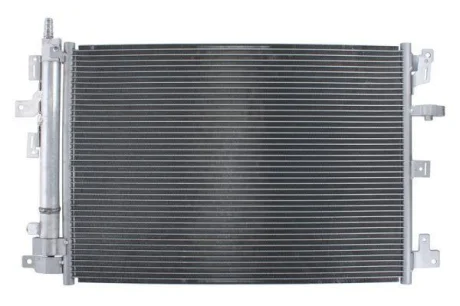 Радіатор кондиціонера (з осушувачем) VOLVO XC90 I 2.4D-4.4 10.02-12.14 THERMOTEC KTT110172