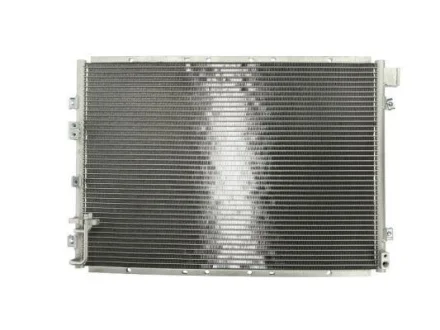Радіатор кондиціонера KIA SORENTO I 2.4/2.5D/3.5 08.02-12.11 THERMOTEC KTT110262