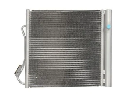 Радіатор кондиціонера (з осушувачем) SMART CABRIO, CITY-COUPE, CROSSBLADE, FORTWO 0.6/0.8D 07.98-01.07 THERMOTEC KTT110414