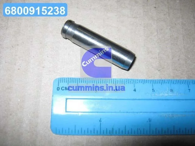 Втулка направляюча випускного клапана Toyota Camry 91-11 RAV4 Hilux Lexus (вир-во Toyota) TOYOTA 1112620020 (фото 1)