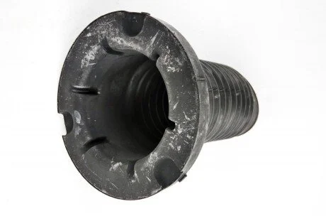 Пыльник TOYOTA 4815730250