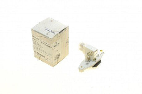 Реле генератора (14.5V) VW LT-96/T4 -03 AUTOMOTIVE UA63 TRUCKTEC 02.17.005