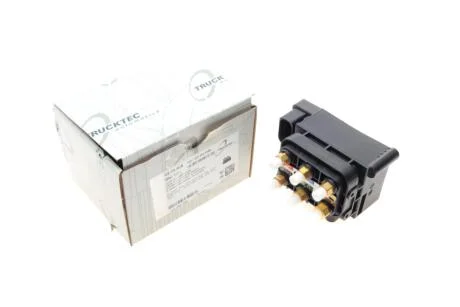 Клапан пневмопидвиски MB S-class (W221) 05-13 AUTOMOTIVE UA63 TRUCKTEC 02.30.408