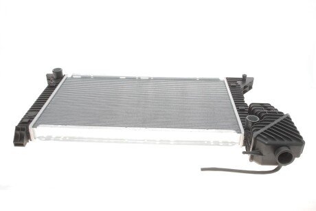 Радіатор охолодження MB Sprinter 2.9TDI 96-06 AUTOMOTIVE UA63 TRUCKTEC 02.40.171